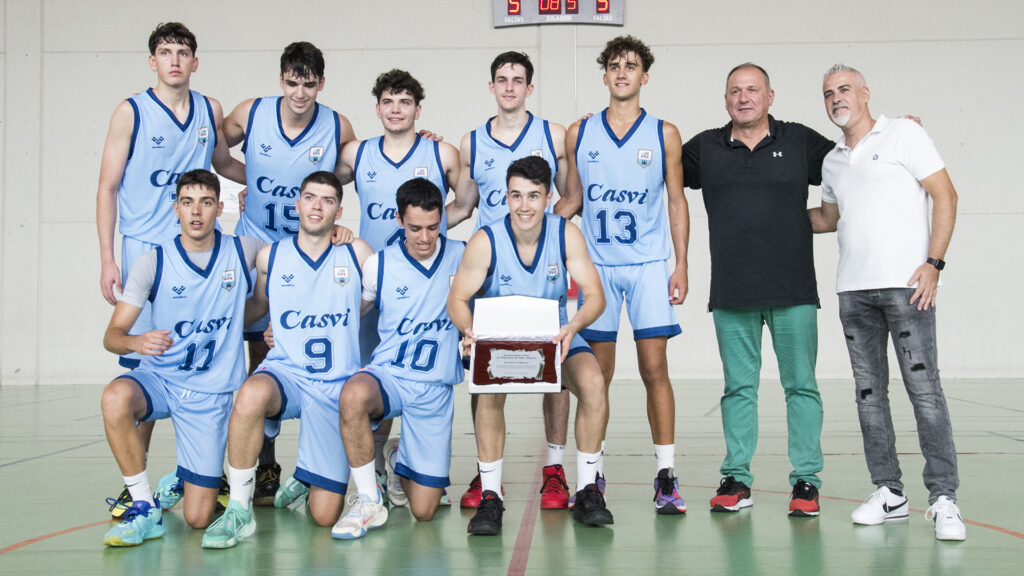 Club Baloncesto Casvi ganador de un Torneo de Baloncesto