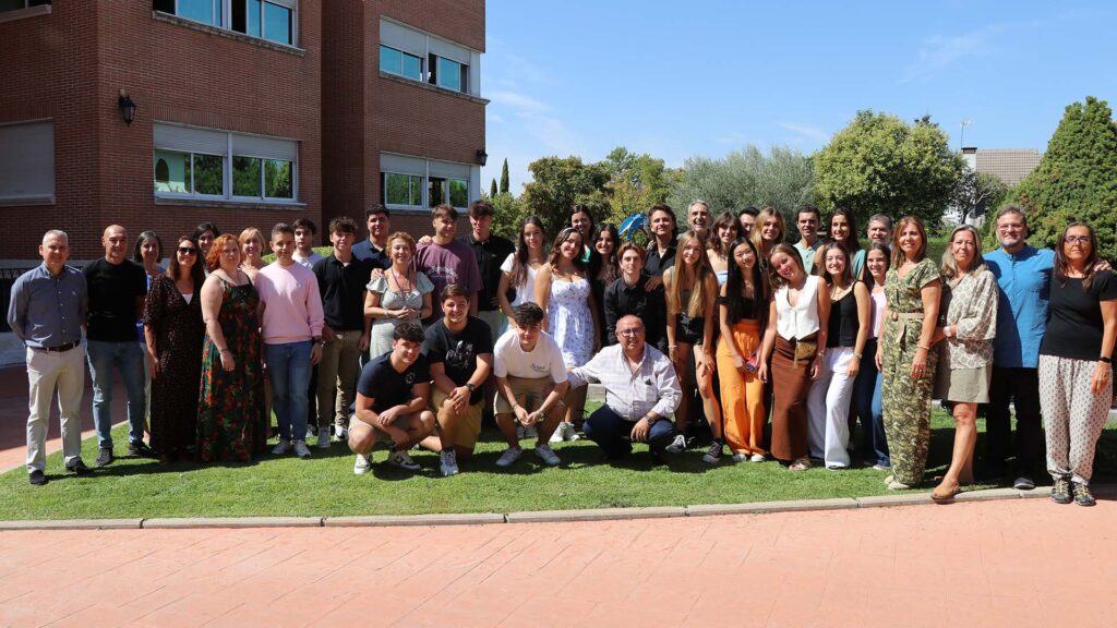 Alumnos de Programa Diploma en Casvi Villaviciosa