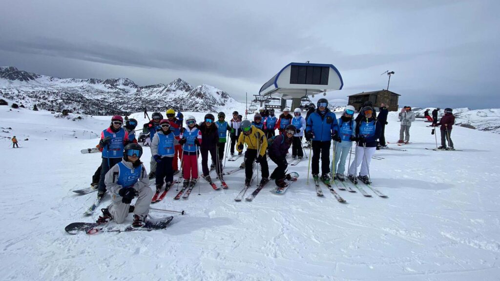 Viaje a la Estación de Grandvalira en Andorra de los alumnos de Casvi Villaviciosa en su Semana Blanca.