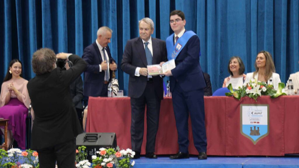Graduación de Bachillerato y Programa Diploma en Casvi Villaviciosa