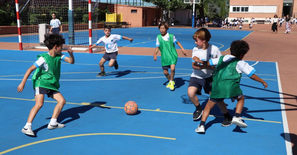 Deportes en la Fiesta de Fin de Curso en Casvi Villaviciosa