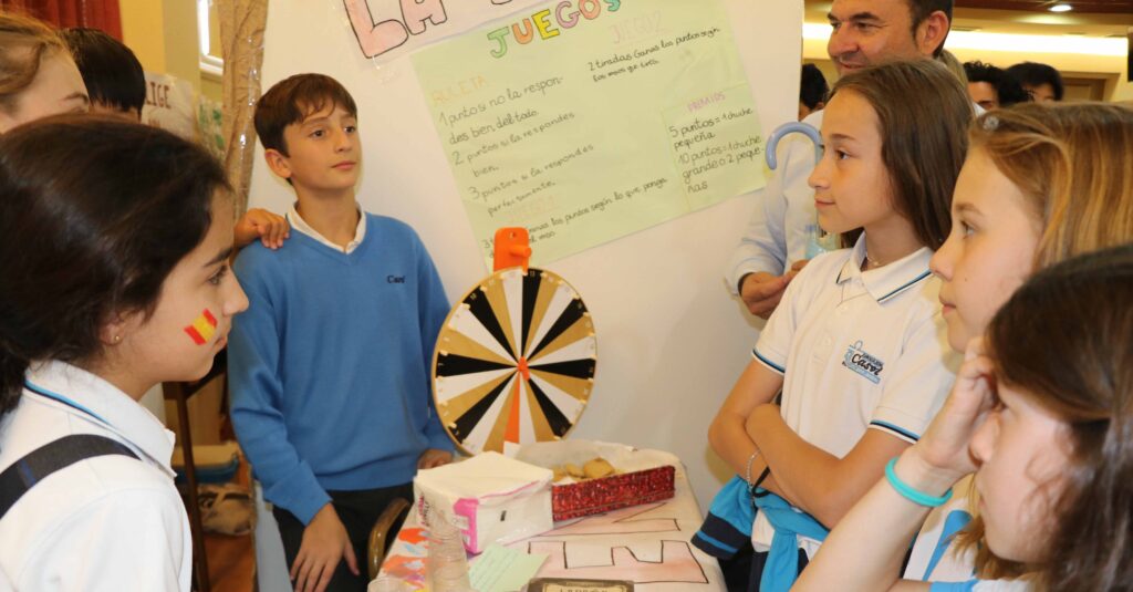 Exposiciónn PEP del Bachillerato Internacional de los alumnos de 6º E. Primaria de Casvi Villaviciosa.