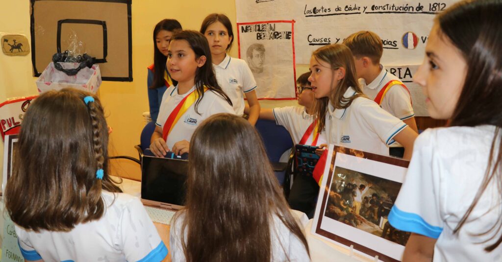 Exposición PEP del Bachillerato Internacional de los alumnos de 6º E. Primaria de Casvi Villaviciosa.