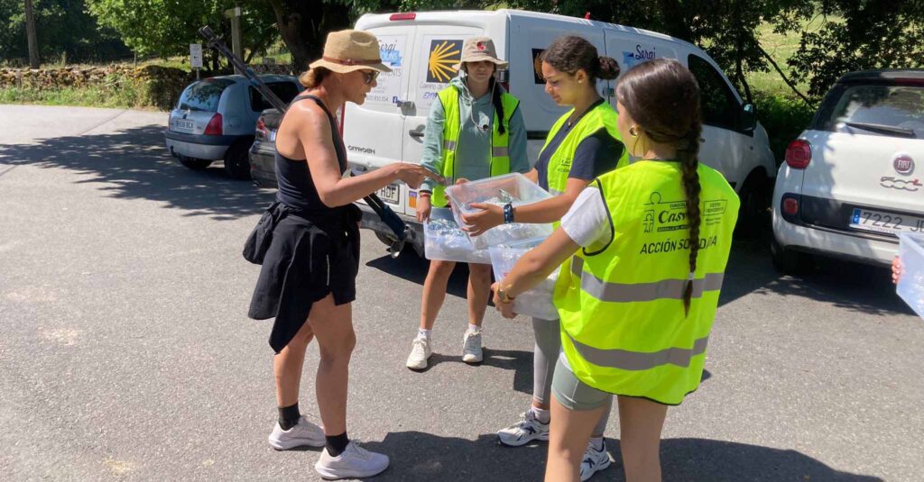 Alumnos de ESO de Casvi Villaviciosa en el Camino de Santiago.