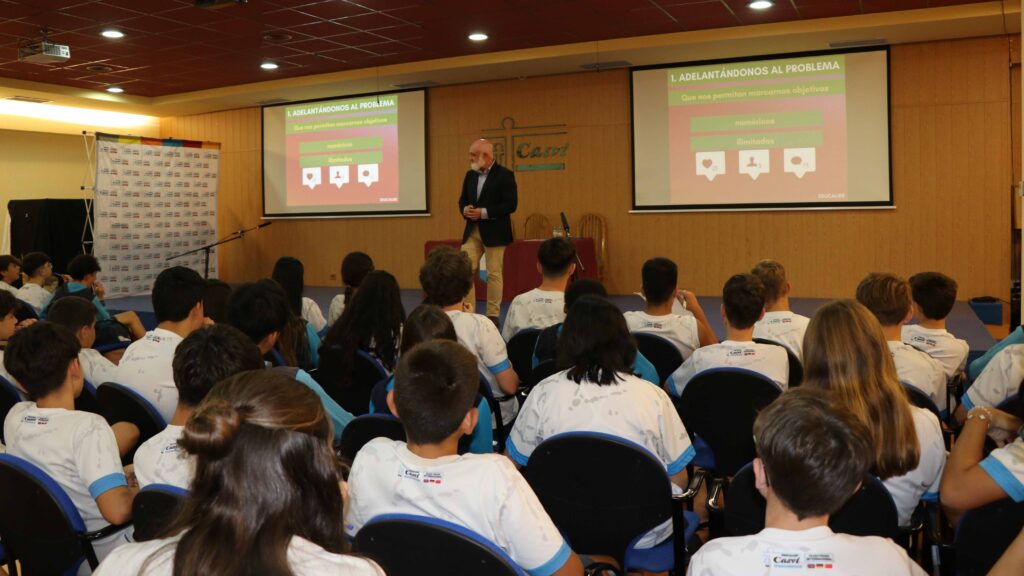 Charlas sobre Salud Digital para los alumnos de Casvi Villaviciosa a cargo de EducaLIKE.