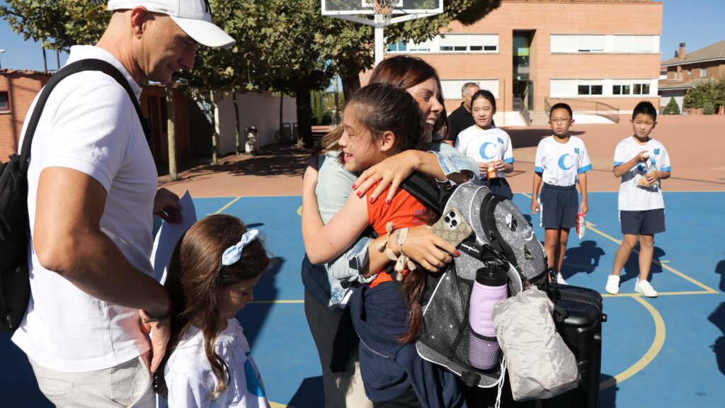 Bienvenida para los alumnos del Eisenhower International School, de Intercambio Lingüísitico en el Colegio Privado Internacional Eurocolegio Casvi. Primeros exploradores lingüísticos