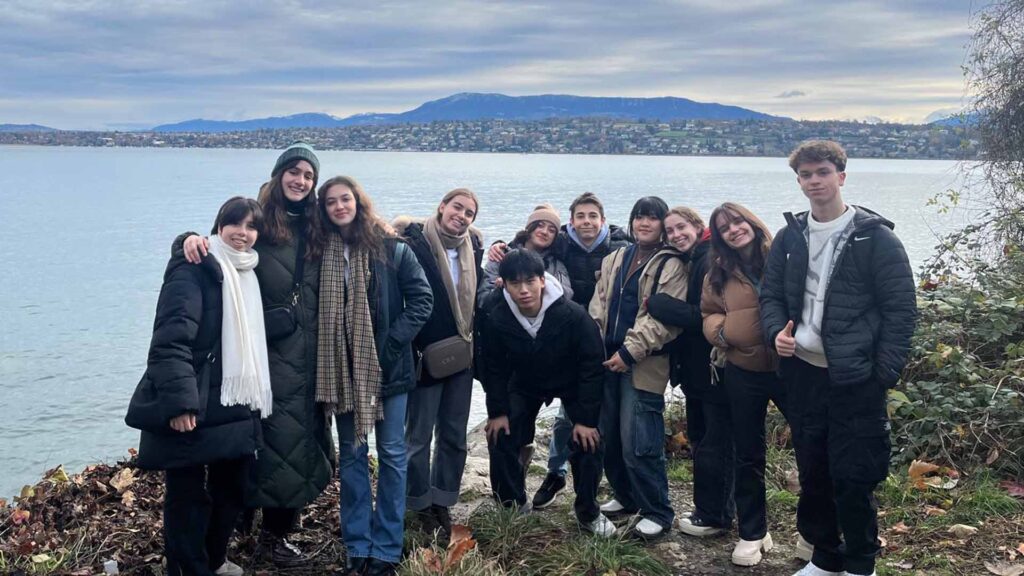 Visita a Ginebra, al CERN, de lols alumnos de 1º Bachillerato y Programa Diploma de Casvi Villaviciosa