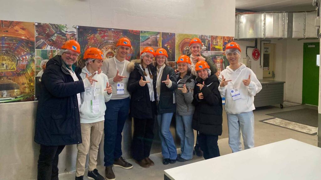 Visita a Ginebra, al CERN, de lols alumnos de 1º Bachillerato y Programa Diploma de Casvi Villaviciosa