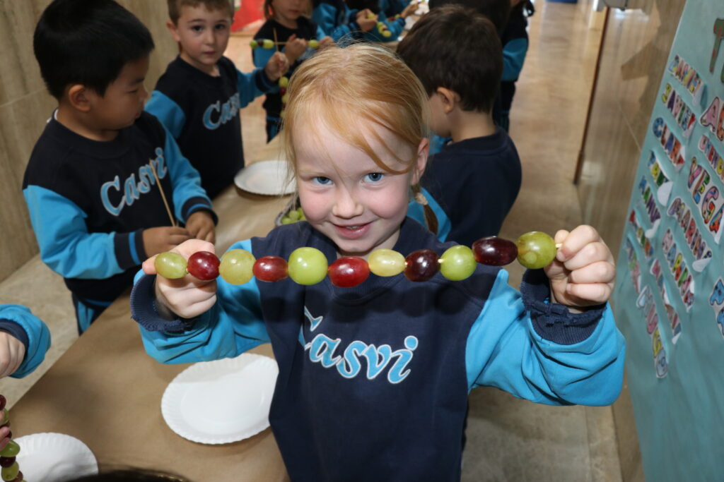 Merienda saludable para los alumnos de E. Infantil de Casvi Villaviciosa para Halloween