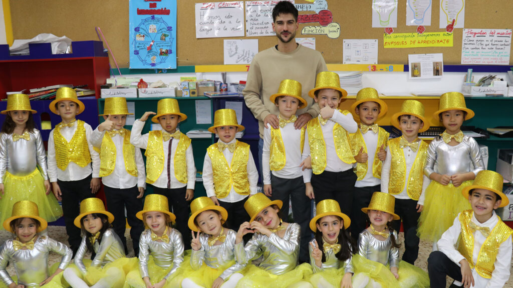 Preparations for the big Christmas party at Casvi in Villaviciosa