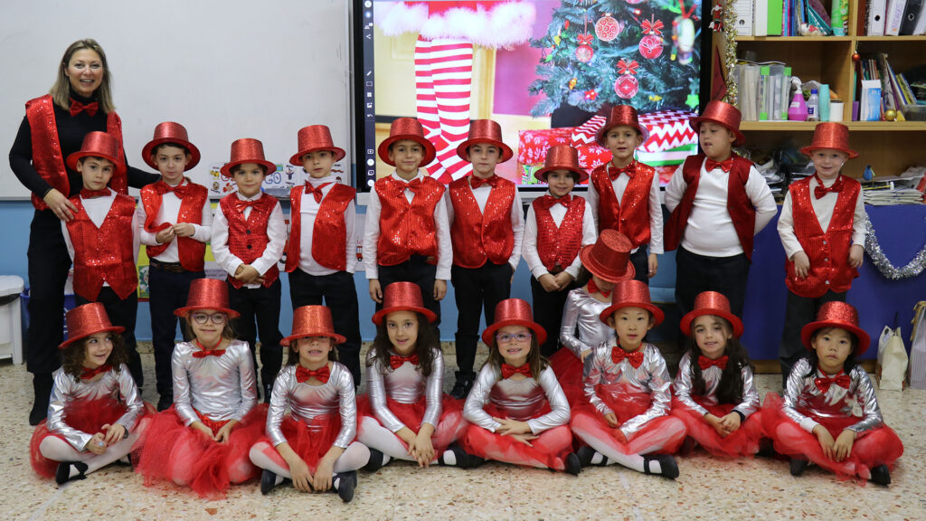 Preparations for the big Christmas party at Casvi in Villaviciosa