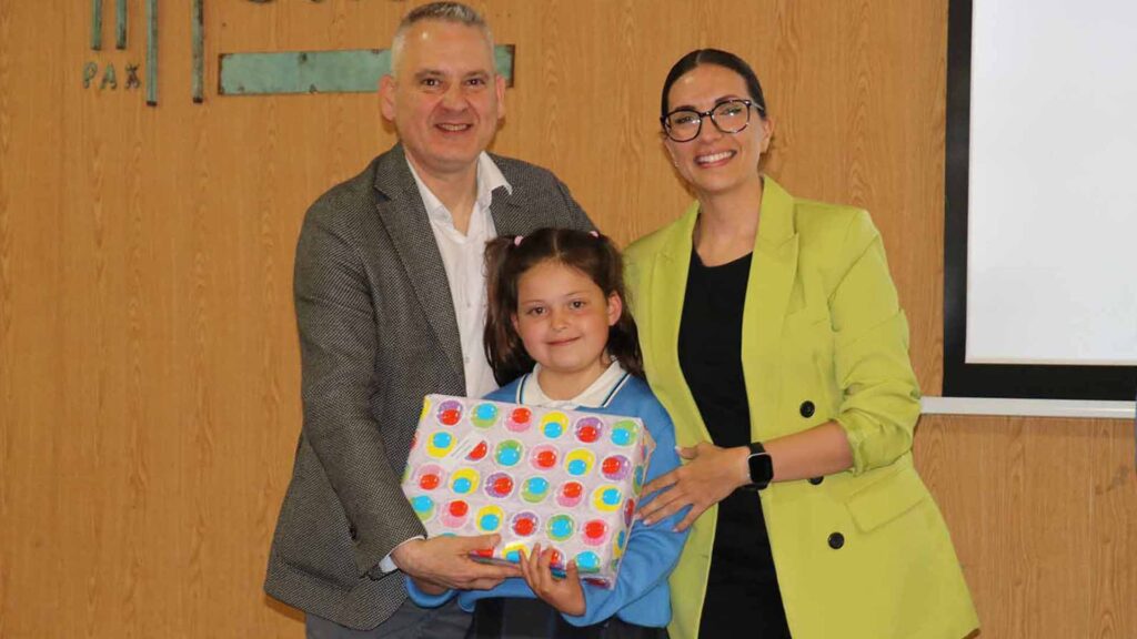 Entrega de premios del IX Concurso de Creatividad de Casvi Villaviciosa