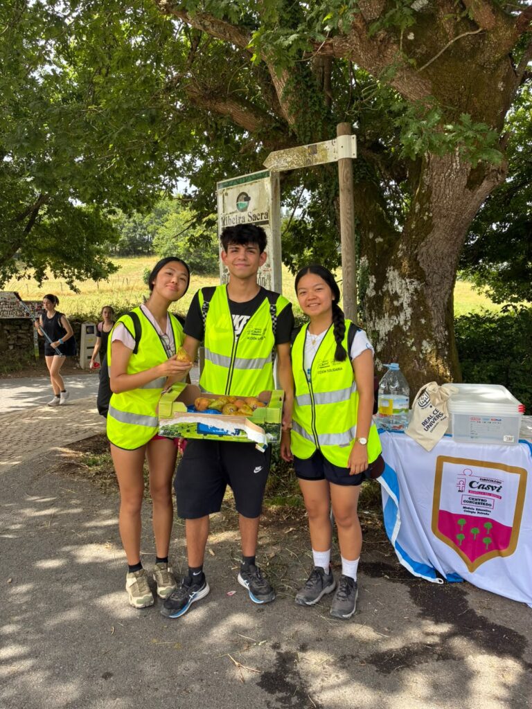 Alumnos de 4º de Casvi Villaviciosa en el Camino de Santiago