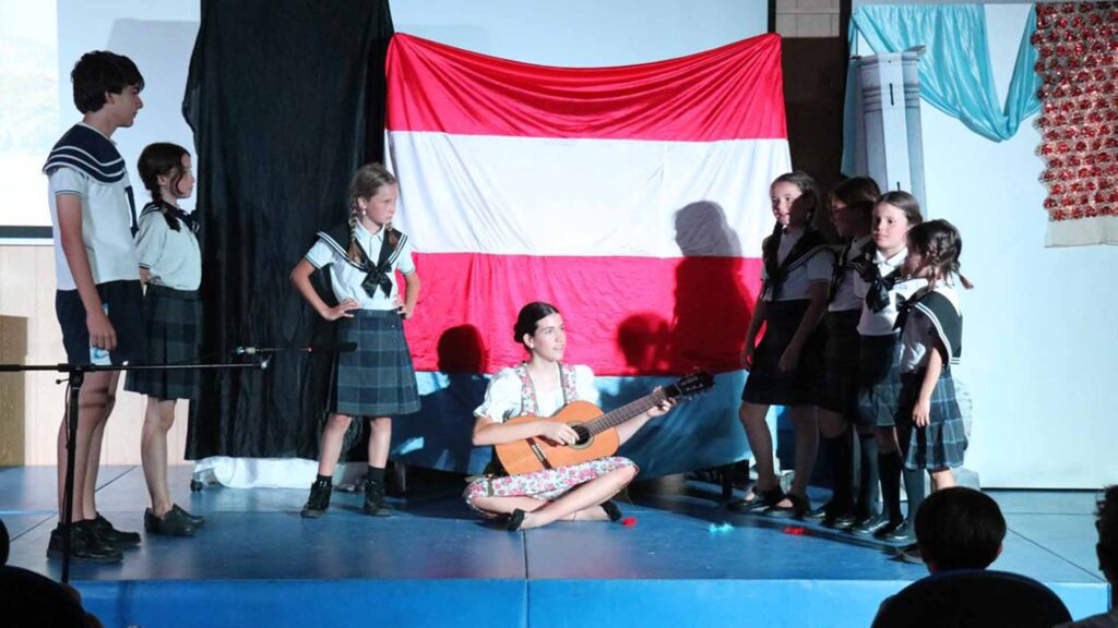 Casvway, el musical de Broadway por los grupos de teatro de Casvi Villaviciosa
