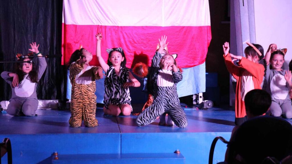 Casvway, el musical de Broadway por los grupos de teatro de Casvi Villaviciosa