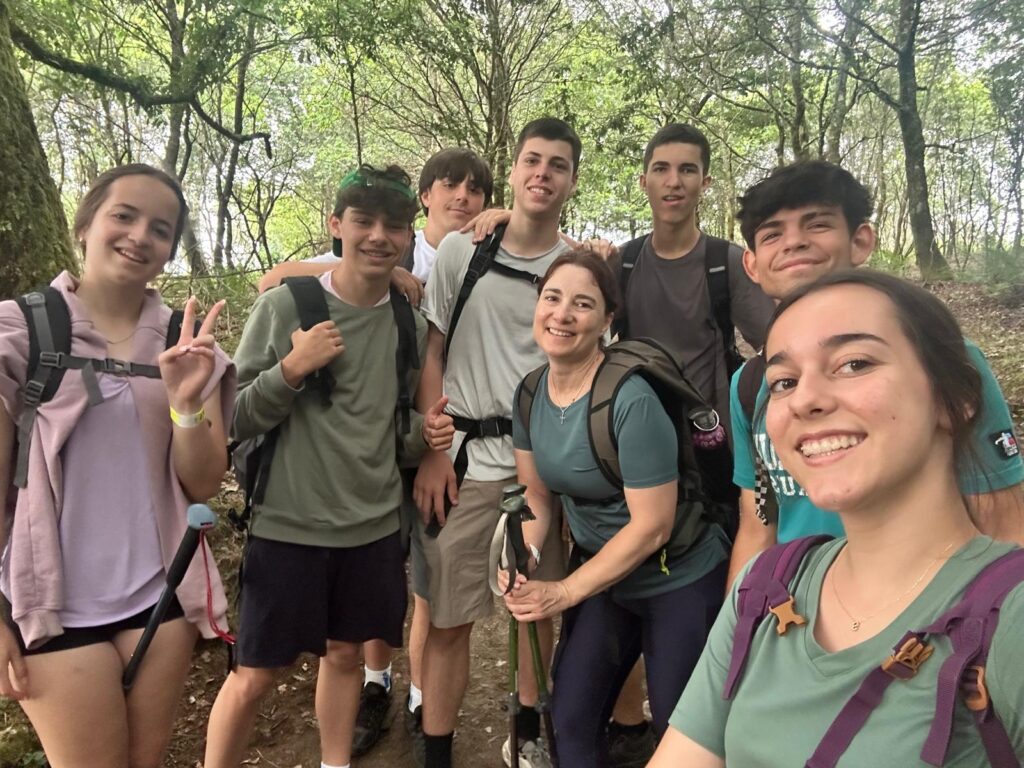 Alumnos de 4º de Casvi Villaviciosa en el Camino de Santiago