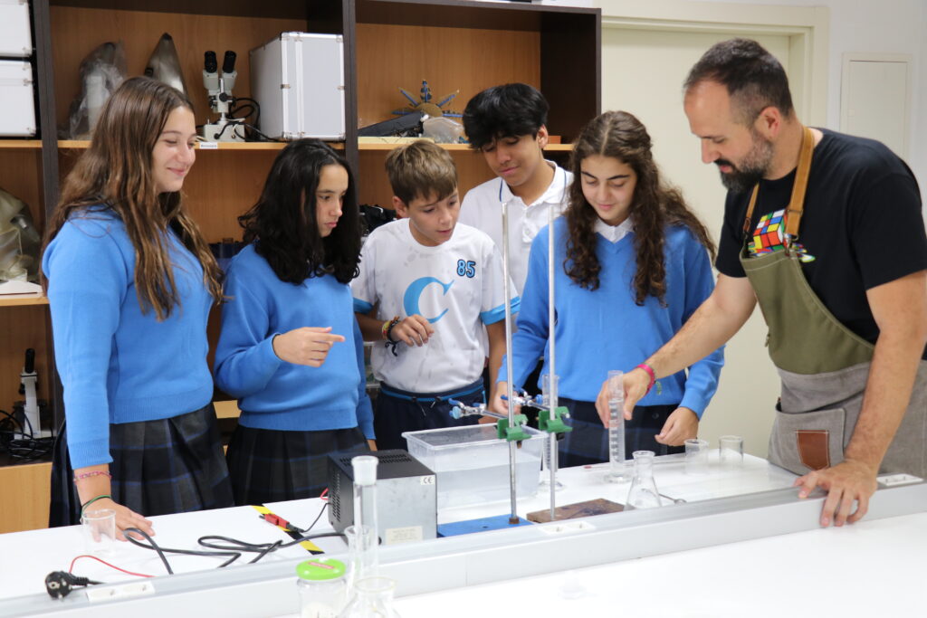 Investigación dentro de la metolodologia IB en Casvi Villaviciosa