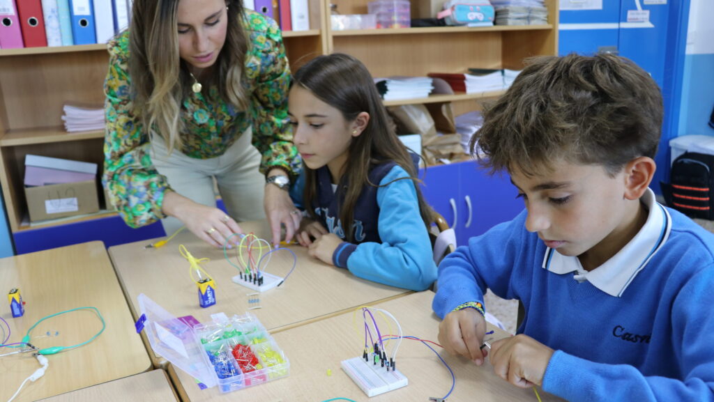 Tecnología, Programación y Robotica (Ciencias de la Computación en Casvi Villaviciosa)