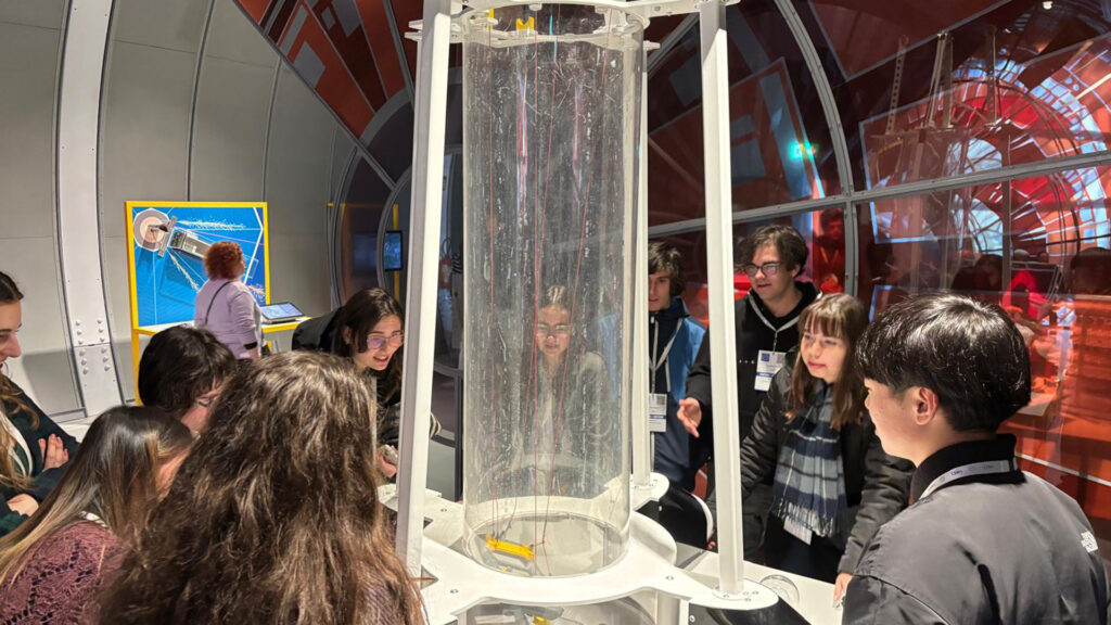 Visita al CERN en Ginebra de alumnos de Casvi Villaviciosa