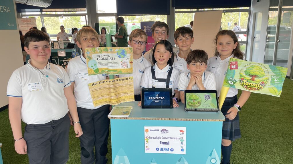 Alumnos de Casvi Villaviciosa en la fase final regional de la MBA League