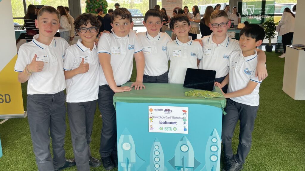 Alumnos de Casvi Villaviciosa en la fase final regional de la MBA League